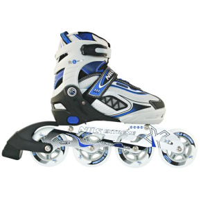 ON 9006 AND BLUE SIZE.S(31-34) ROLLER SKATES NILS EXTREME